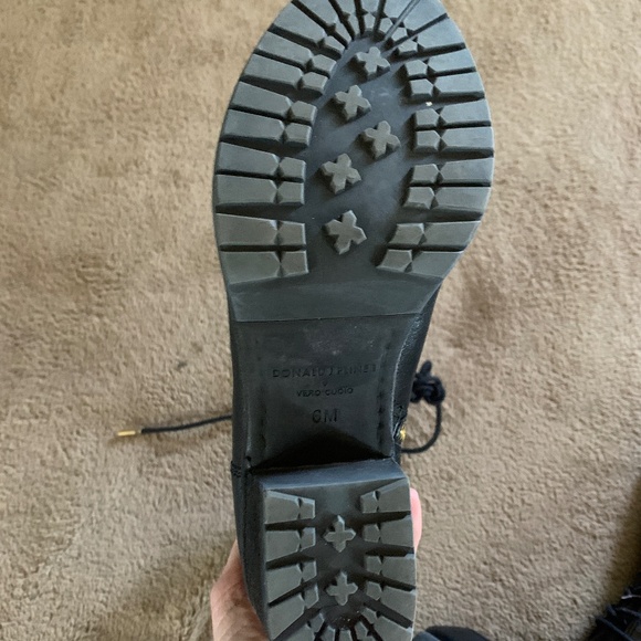 Donald J Pliner Genuine leather black boots - Picture 4 of 5